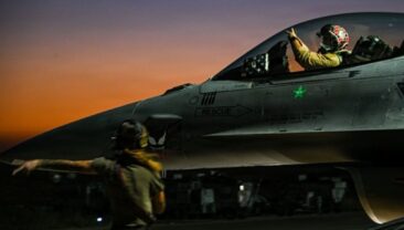 США завдали ударів по іранським об’єктам у відповідь на атаку