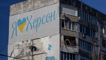 Атака на Херсон: загибель чоловіка та руйнування