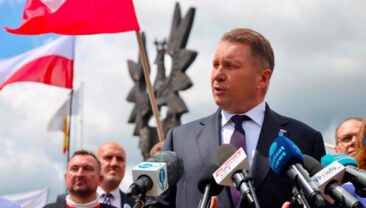 Депутату польського Сейму Пшемиславу Чарнеку зроблено вигання через антиукраїнські висловлювання