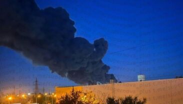 Атака дронів у Волгограді спричинила масштабний пожежу