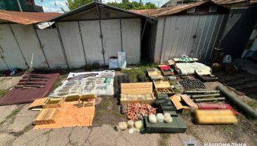 На Черкащині виявлено склад зброї: українські герої захищають свою землю