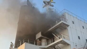 ВМС України розкрили мету атак агресорів на старі судна в Миколаєві