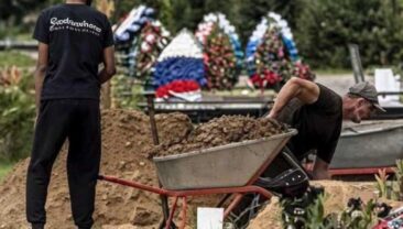 Похоронили можливого друга головкома ВКС РФ після вибуху на його святкуванні