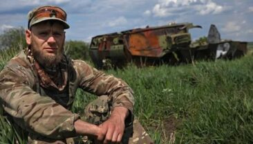 Героїчний вчинок: на чолі з Алєксієм Юковим, рятувальники знаходять і повертають додому наших захисників