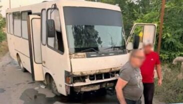 Атака на автобус у Комышан: шість постраждалих від російського дрону