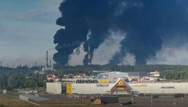 Удари українських військових по російських нафтопереробних заводах