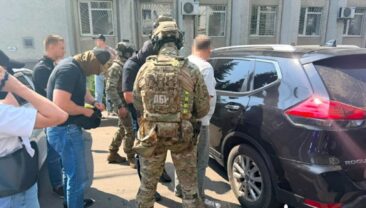 Чиновники ГНС в Сумській області попались на хабарі