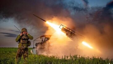 Окупанти завдають основних ударів по двох напрямках – Генштаб