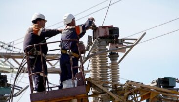 Відключення у Чернігівській області: 100 тисяч абонентів без світла