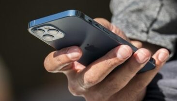 Apple попередила захисників України про можливу шпионську атаку