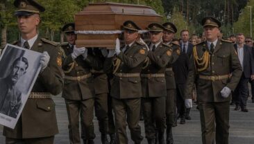 Перезахоронення Євгенія Коновальця: вшанування героя на НВМК