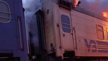В Одеській області окупаційний дрон завдав удару по локомотиву пасажирського потяга