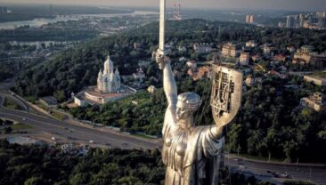 Прогноз погоди на День Незалежності: українці святкують під ясним небом