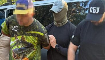 В Чернівцях затримали блогера, який стрімить з військової частини