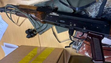 У командира військової частини на Київщині виявили арсенал зброї