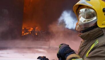 Окупанти завдали ракетного удару по Каменську: українці стоять на варті своєї землі