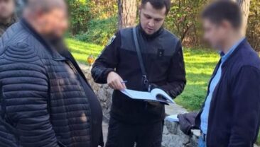 Герої нашої землі: голова фонду підозрюється в привласненні 1,6 млн донатів для ЗСУ