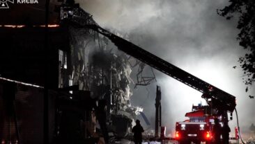 Зеленський: Затримки з постачанням ППО на користь агресорам