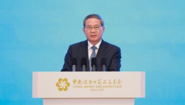 Прем’єр Державної ради КНР заявив про намір Китаю просувати високоякісний розвиток і розширювати зовнішню відкритість високого рівня